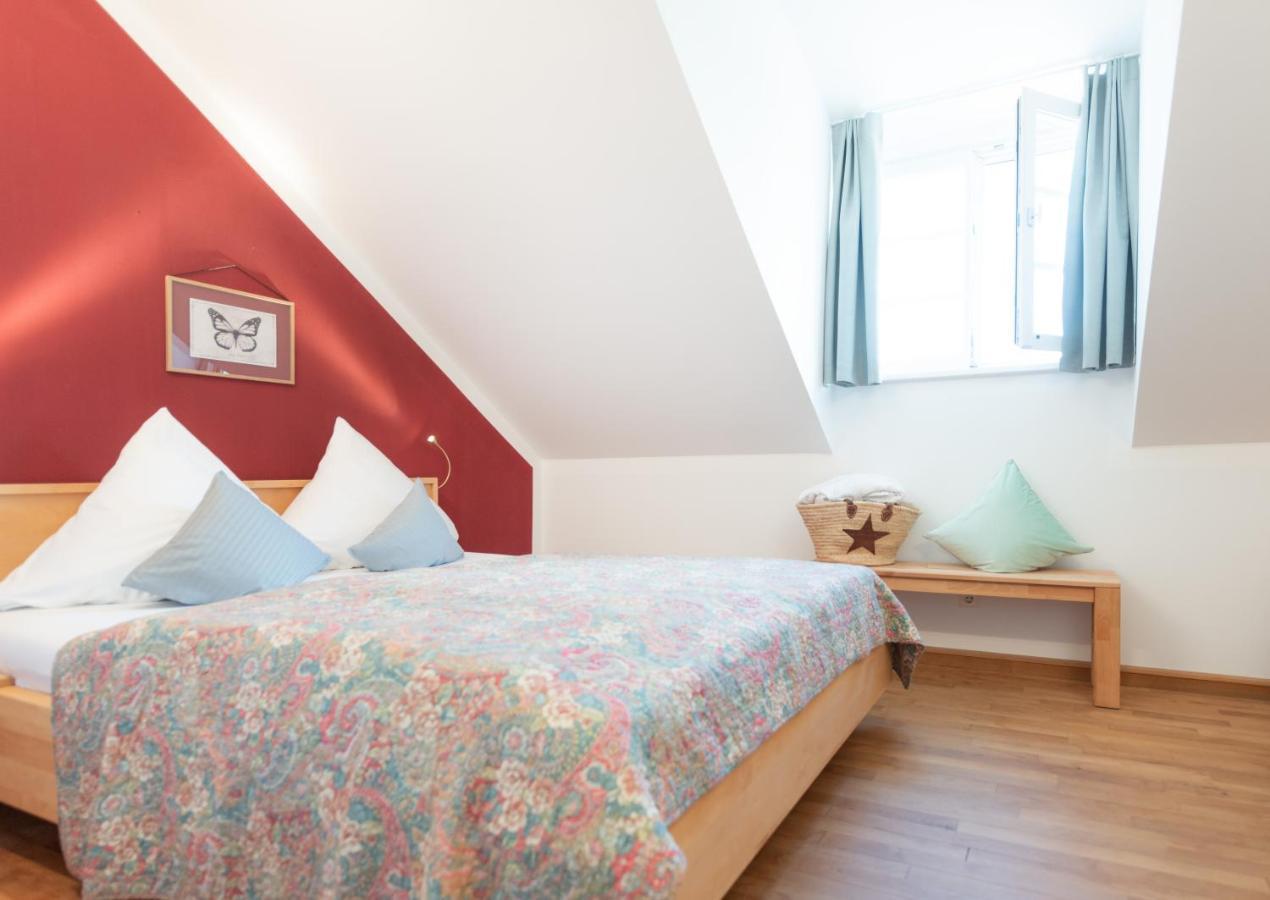 Biohotel Schlossgut Oberambach מראה חיצוני תמונה