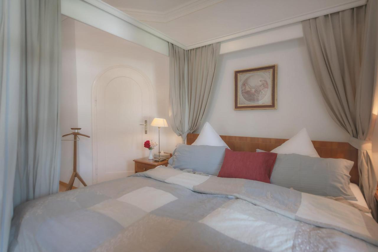 Biohotel Schlossgut Oberambach מראה חיצוני תמונה