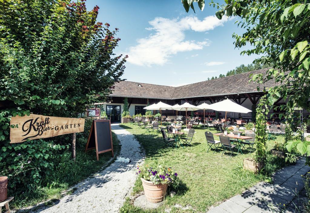Biohotel Schlossgut Oberambach מראה חיצוני תמונה